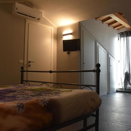Collina Di Cloe Apartment Guarene Ngoại thất bức ảnh